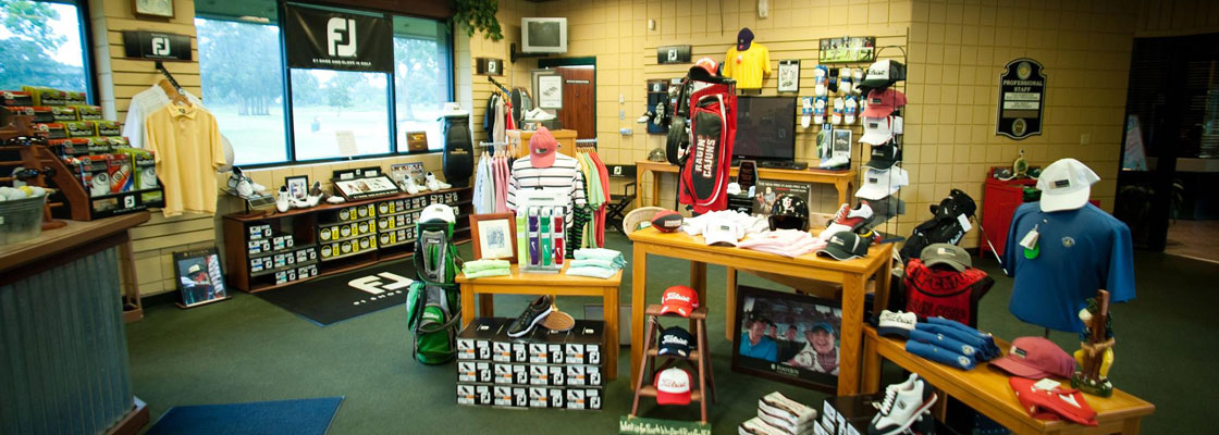 About Les Vieux Chenes Golf Course and Reviews